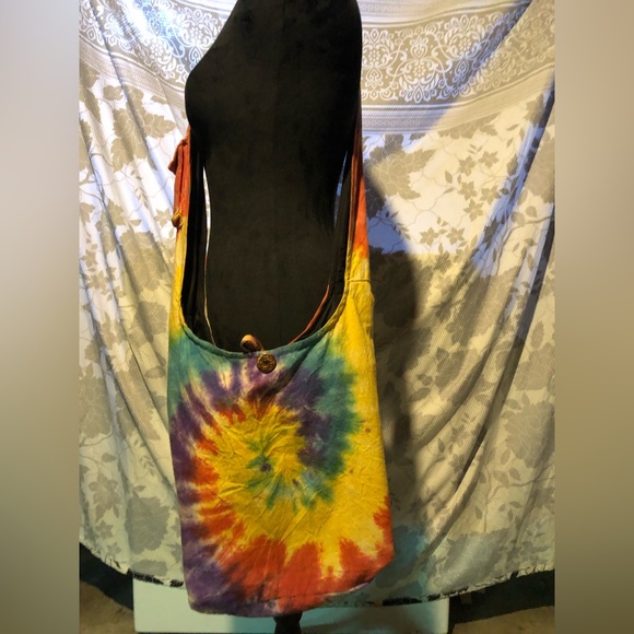 THREADHEADS tie dye cross over bag - Picture 2 of 4